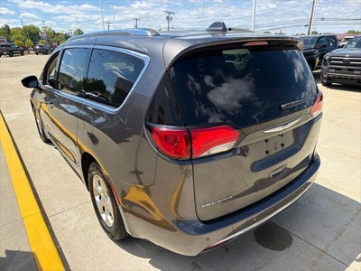 2017 Chrysler Pacifica Touring L Plus