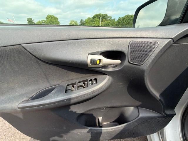 2009 Toyota COROLLA S