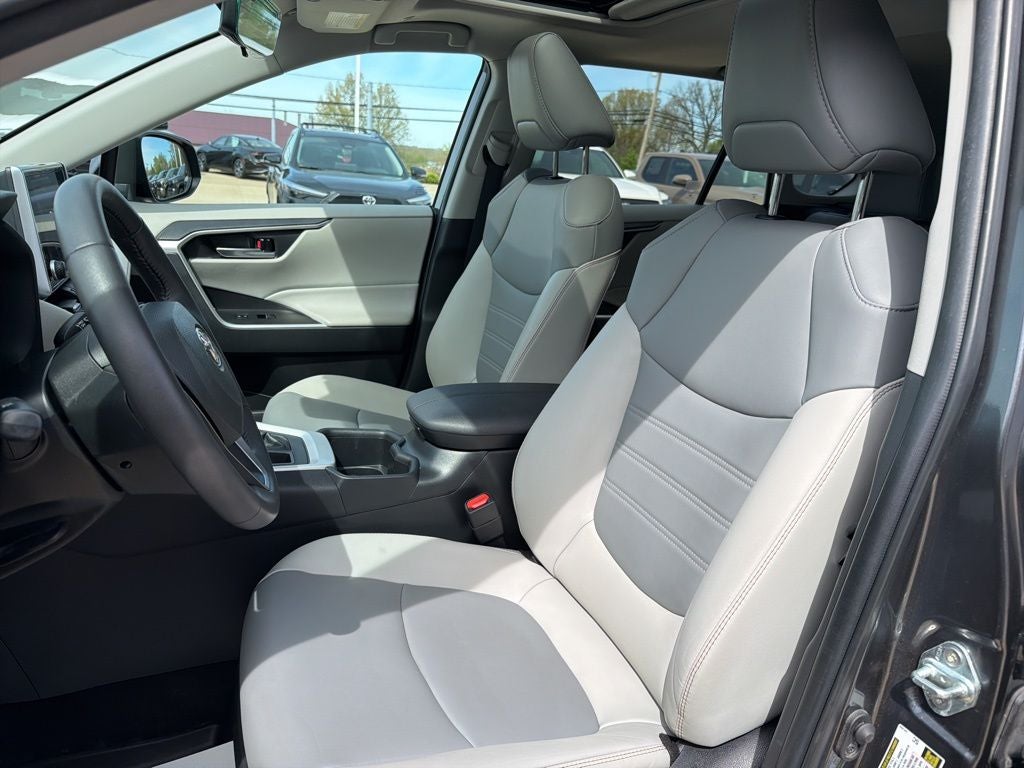 2023 Toyota RAV4 XLE Premium