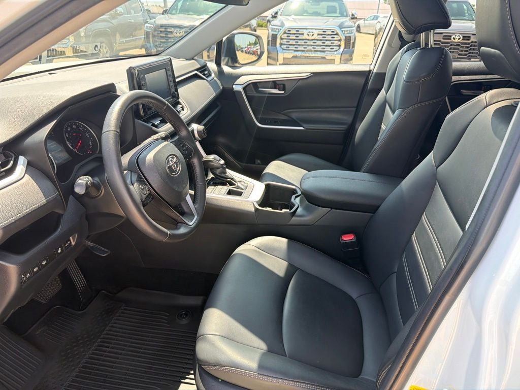 2022 Toyota RAV4 XLE Premium
