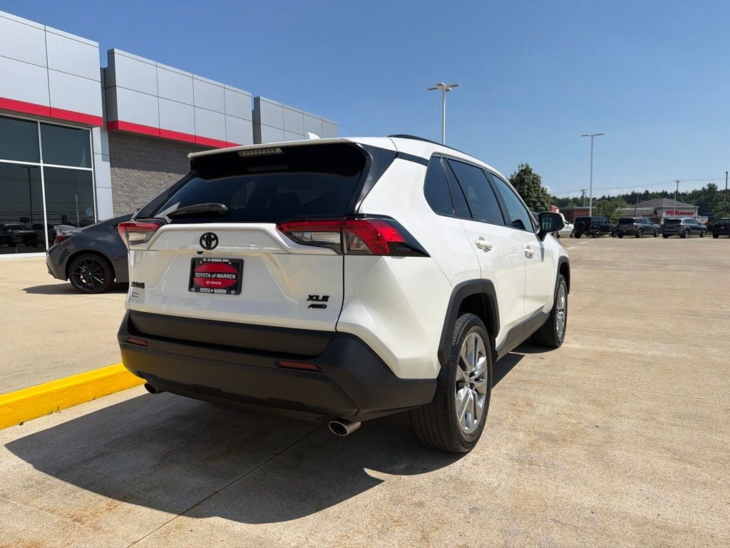 2022 Toyota RAV4 XLE Premium
