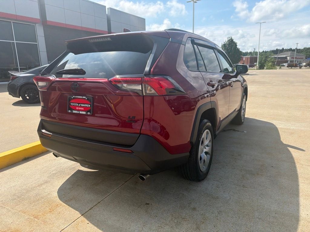 2021 Toyota RAV4 LE