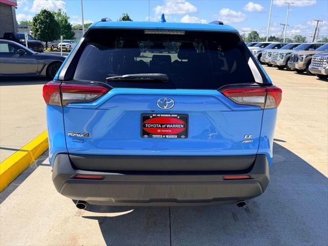 2019 Toyota RAV4 LE