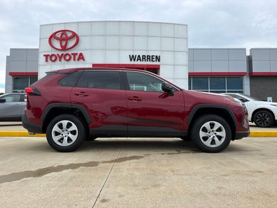 2024 Toyota RAV4 LE