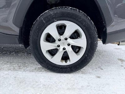 2019 Toyota RAV4 LE