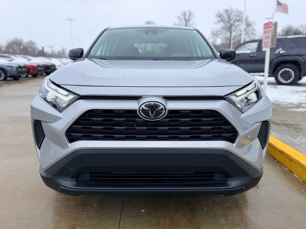 2023 Toyota RAV4 LE