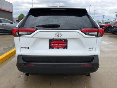 2021 Toyota RAV4 XLE