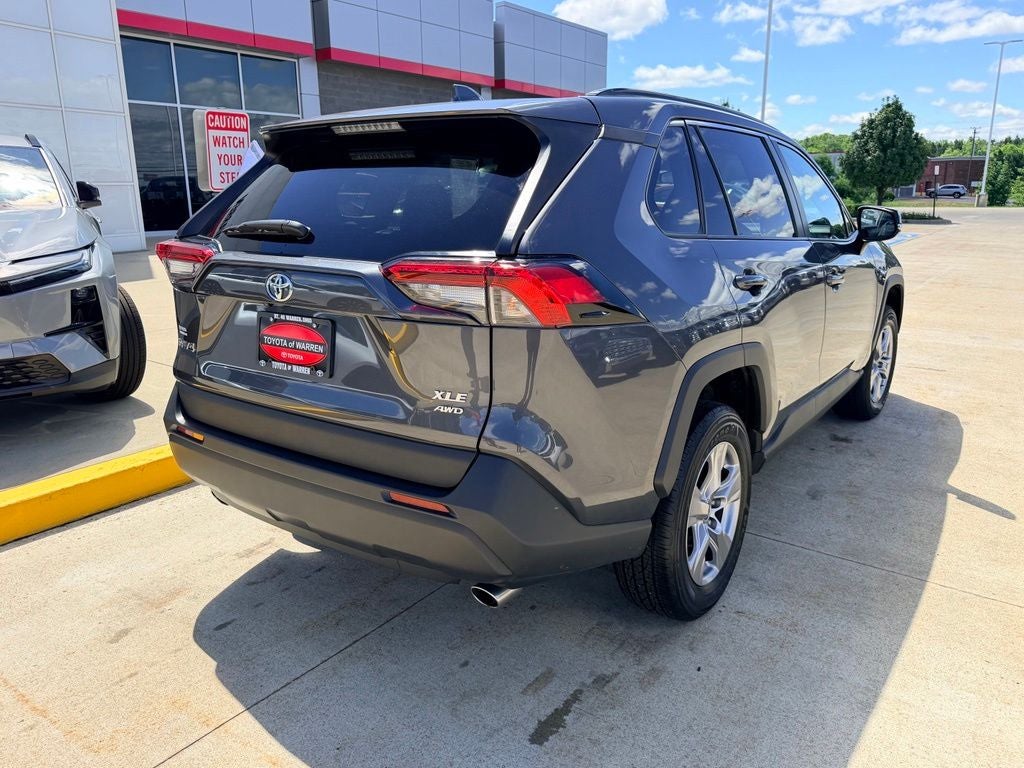 2025 Toyota RAV4 XLE