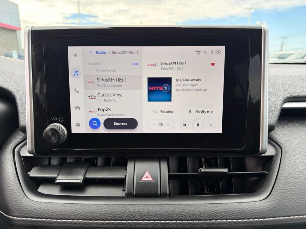 2024 Toyota RAV4 XLE
