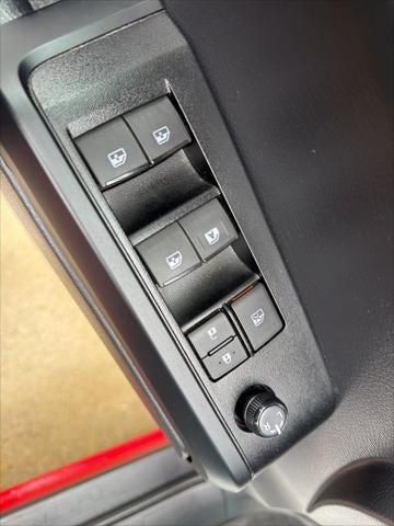 2023 Toyota TACOMA SR SR V6