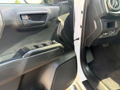2018 Toyota Tacoma SR V6