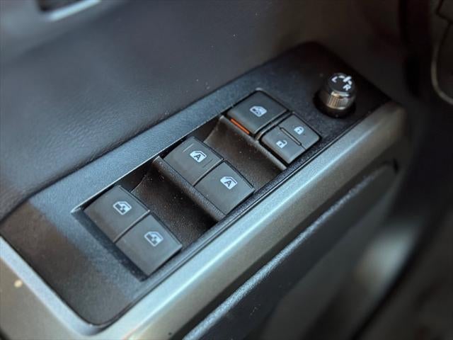 2023 Toyota TACOMA SR5 SR5 V6