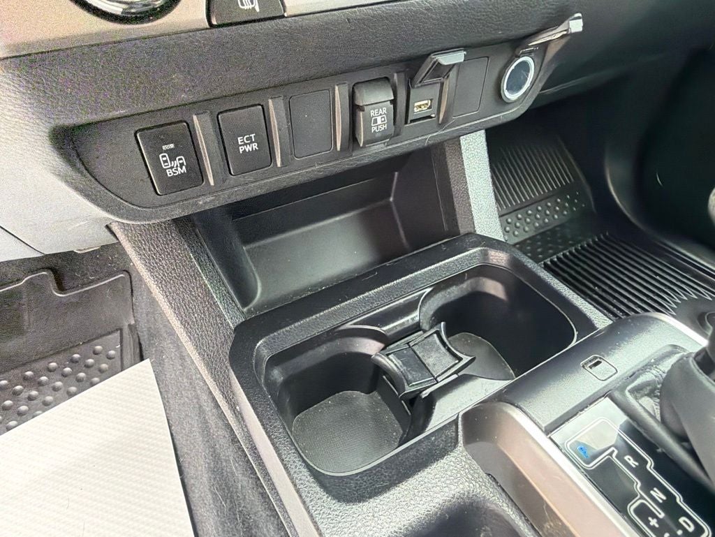 2023 Toyota TACOMA SR5 SR5 V6