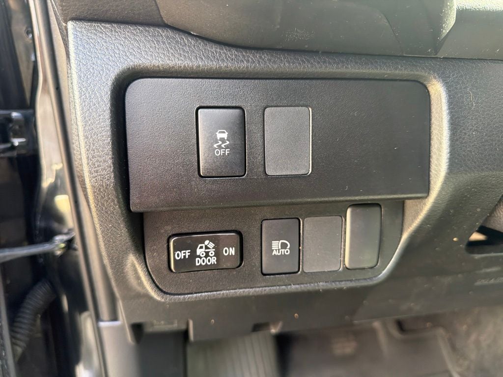 2020 Toyota Tacoma SR V6