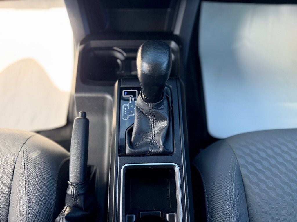 2023 Toyota TACOMA SR V6