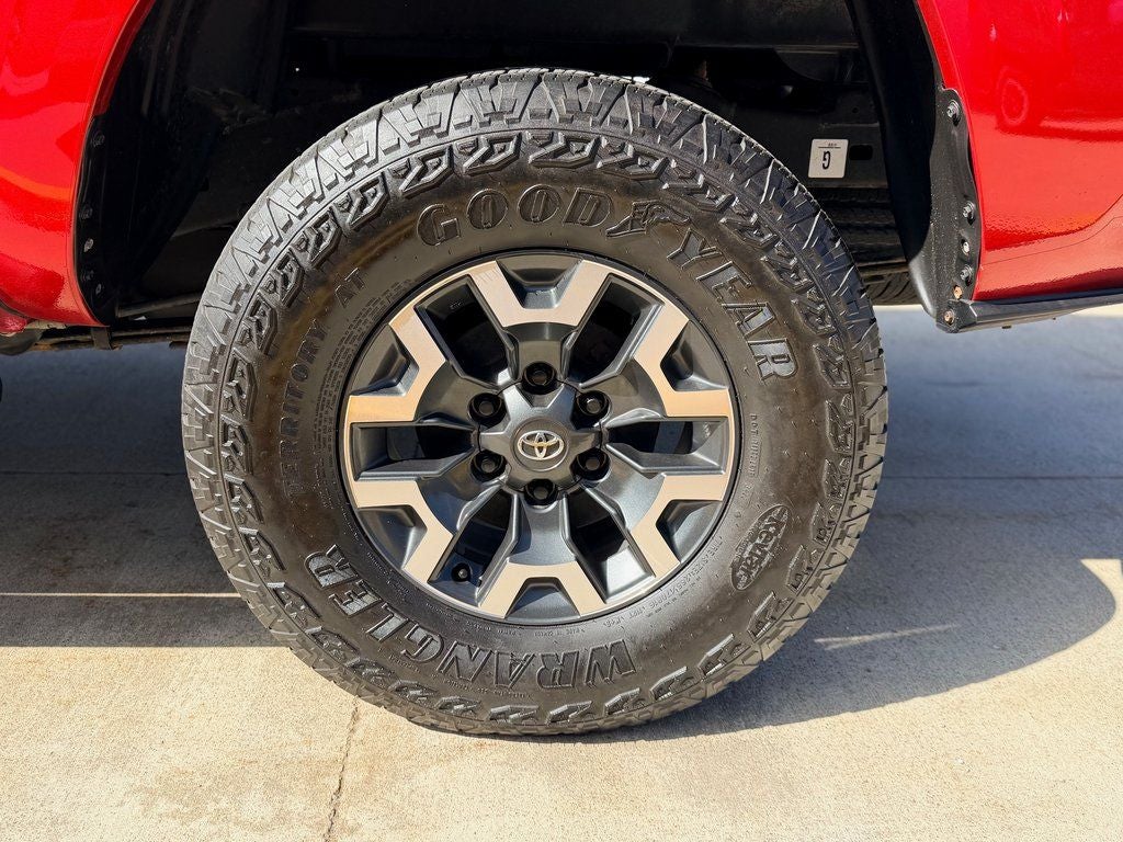 2023 Toyota TACOMA SR V6