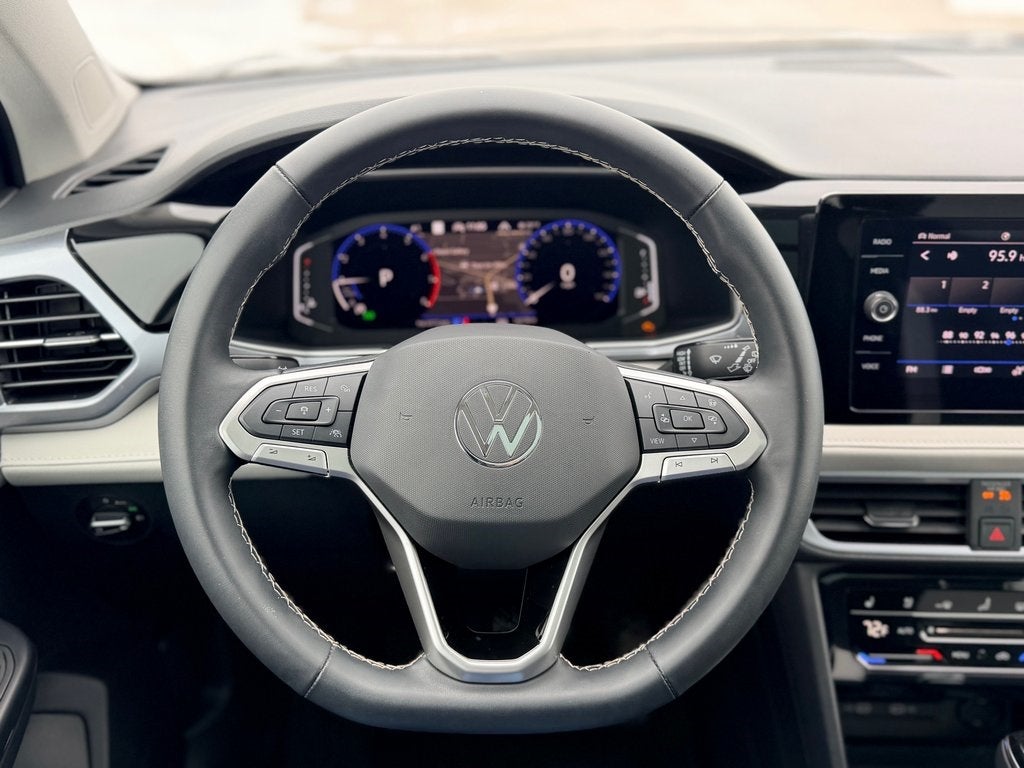 2025 Volkswagen Taos 1.5T SEL