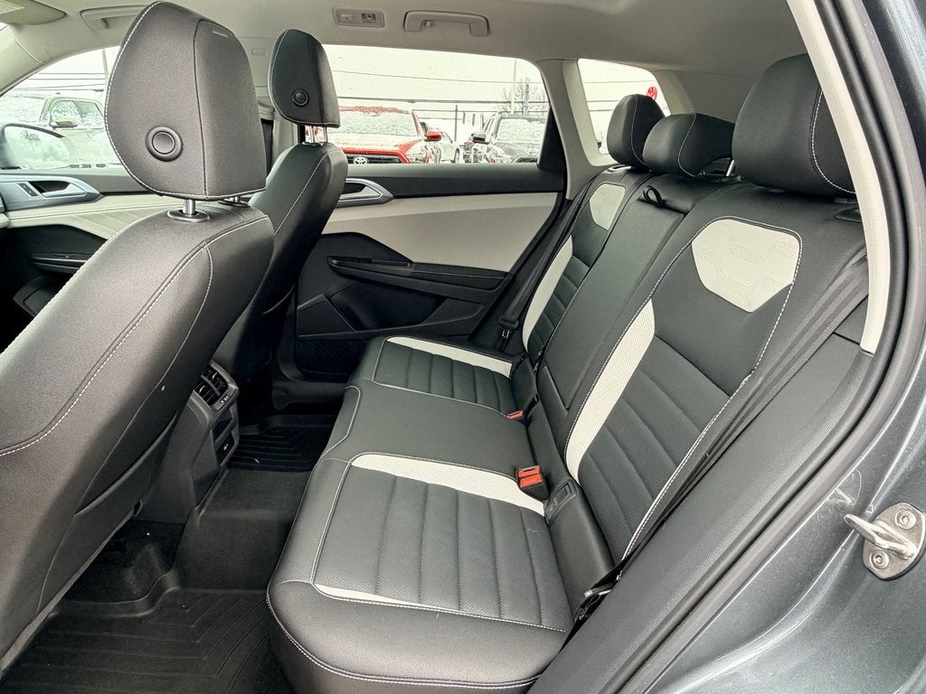 2025 Volkswagen Taos 1.5T SEL