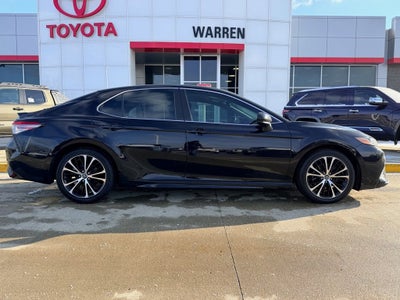2019 Toyota CAMRY SE