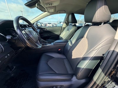 2019 Toyota CAMRY SE