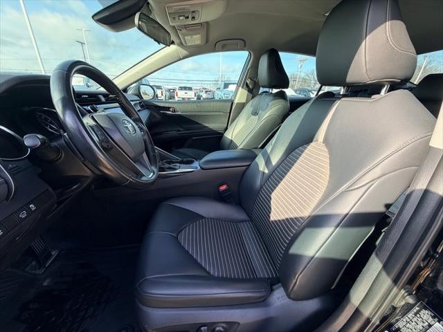 2019 Toyota CAMRY SE