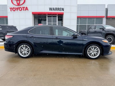 2019 Toyota CAMRY HYBRID XLE