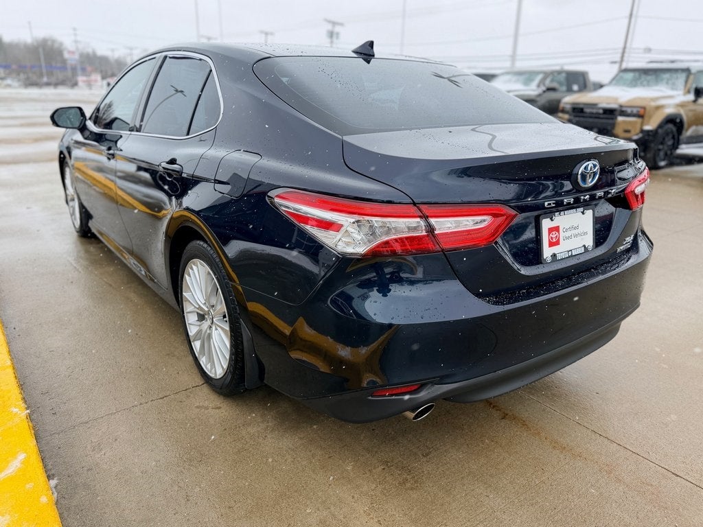 2019 Toyota CAMRY HYBRID XLE
