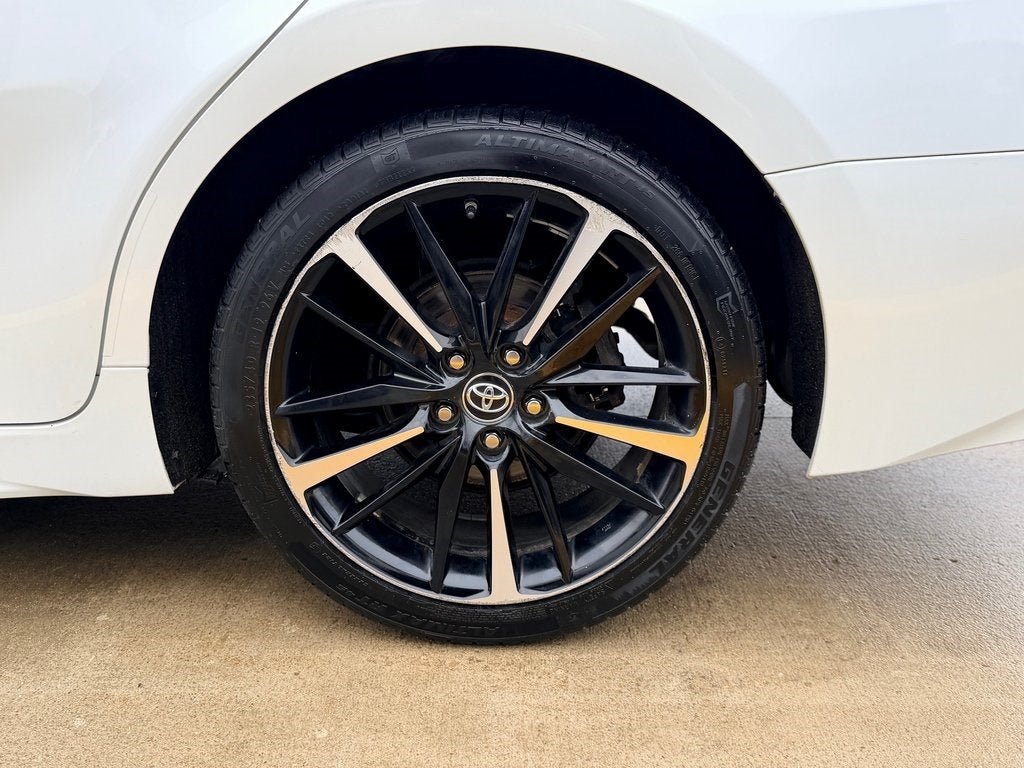 2019 Toyota CAMRY XSE