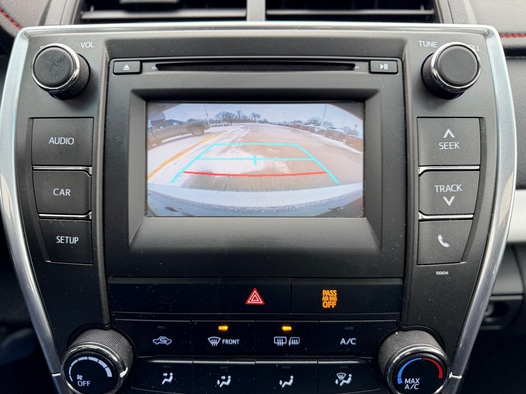 2017 Toyota CAMRY SE