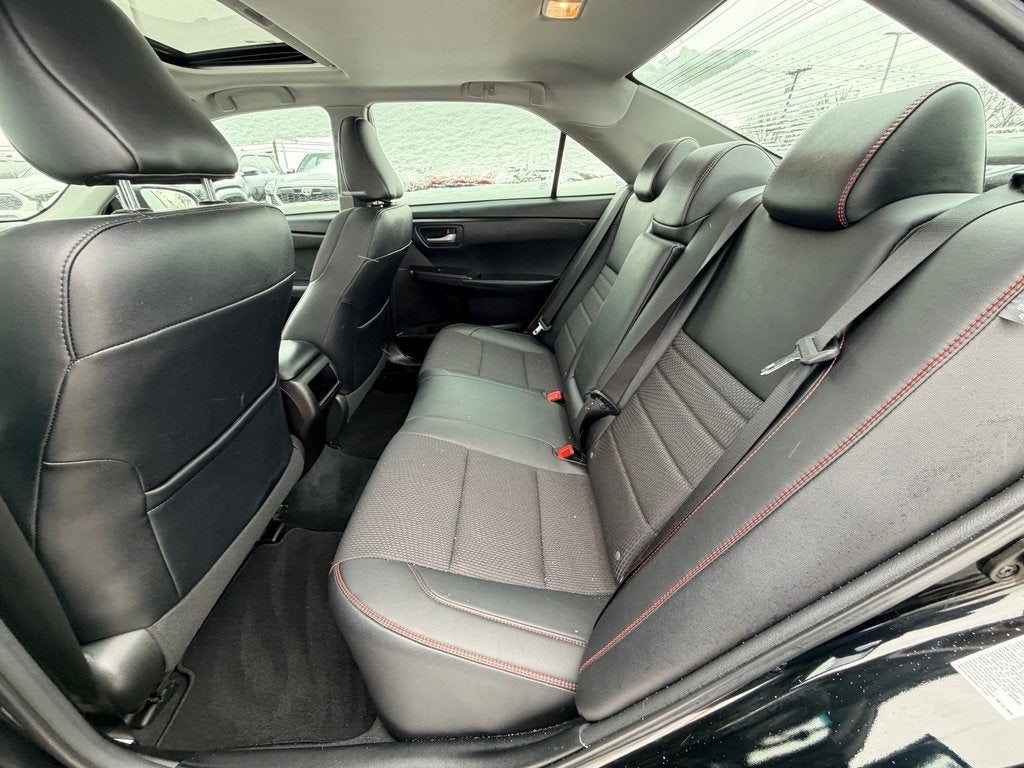 2017 Toyota CAMRY SE