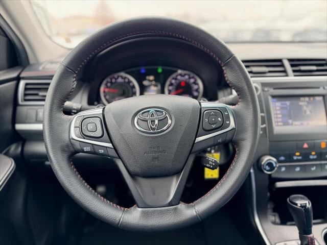 2017 Toyota CAMRY SE