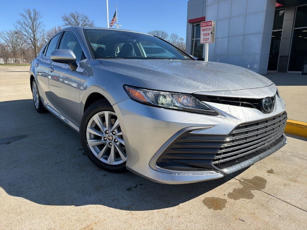 2021 Toyota CAMRY LE