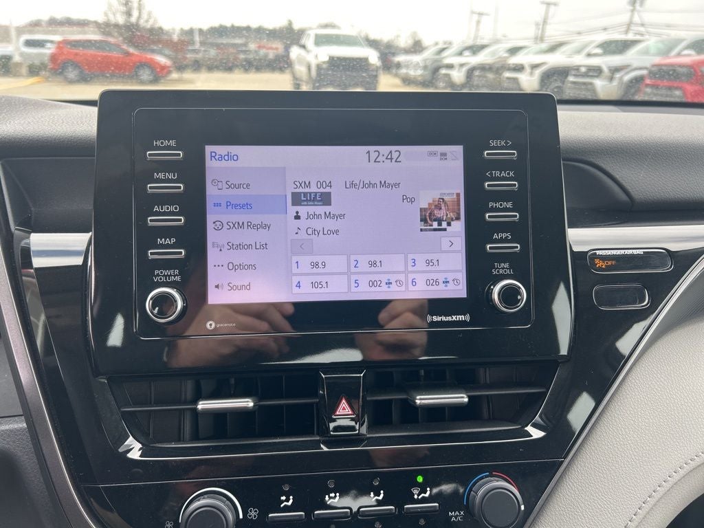 2021 Toyota CAMRY LE