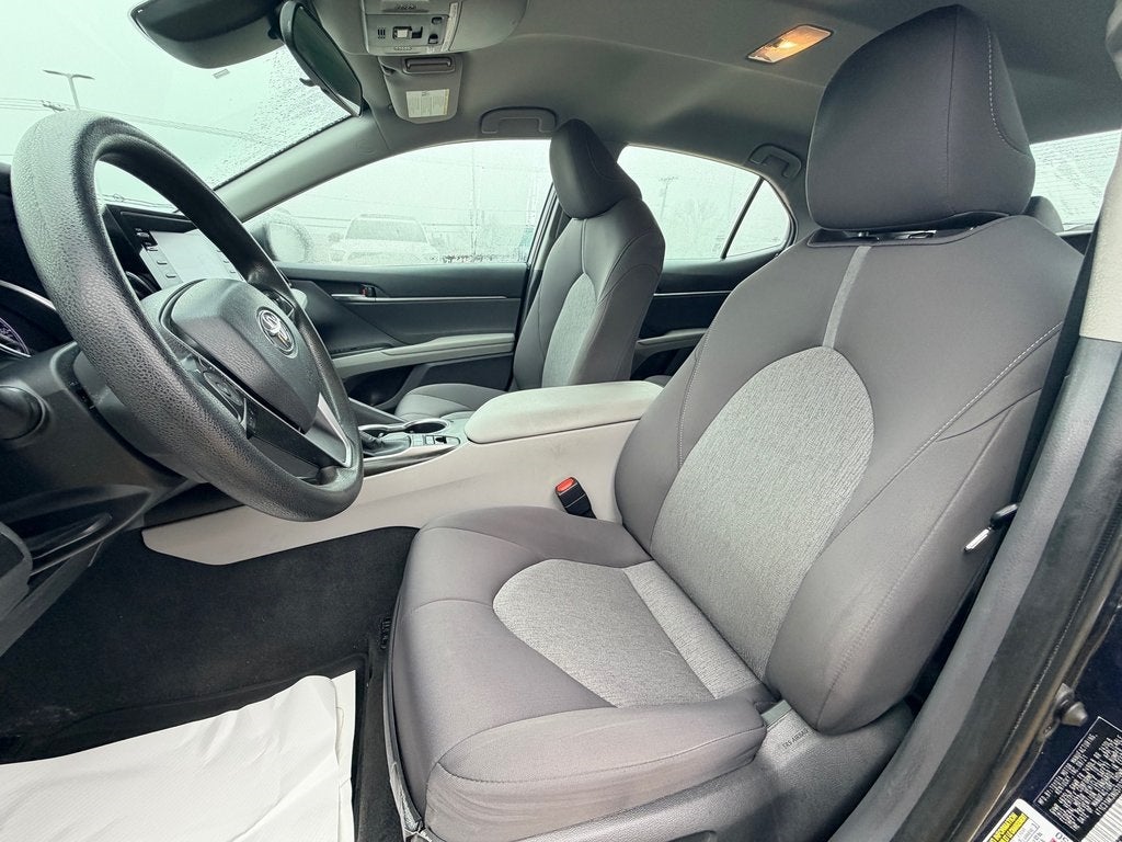 2022 Toyota CAMRY LE