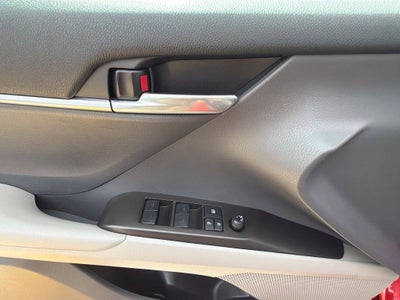 2023 Toyota Camry Hybrid LE
