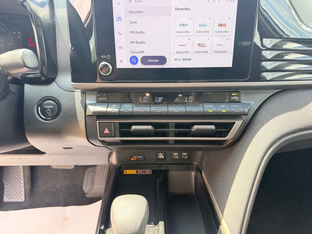2025 Toyota Camry LE