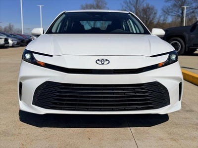 2025 Toyota CAMRY LE