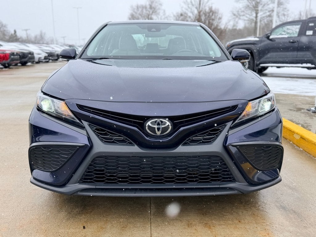 2022 Toyota CAMRY SE