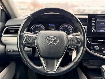 2022 Toyota CAMRY SE