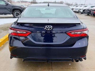2022 Toyota CAMRY SE