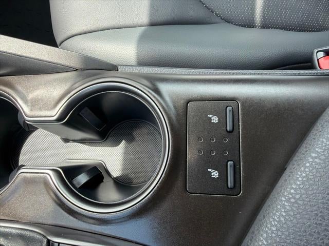 2022 Toyota Camry Hybrid XSE