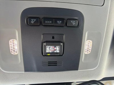 2022 Toyota Camry Hybrid XSE