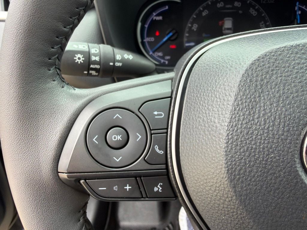2025 Toyota RAV4 Hybrid XLE Premium