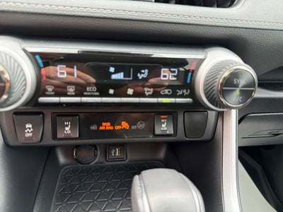 2025 Toyota RAV4 Hybrid XLE Premium