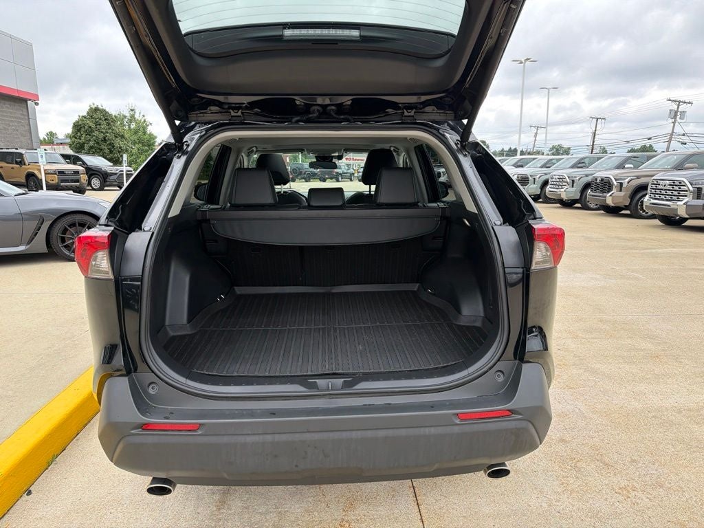2025 Toyota RAV4 Hybrid XLE Premium