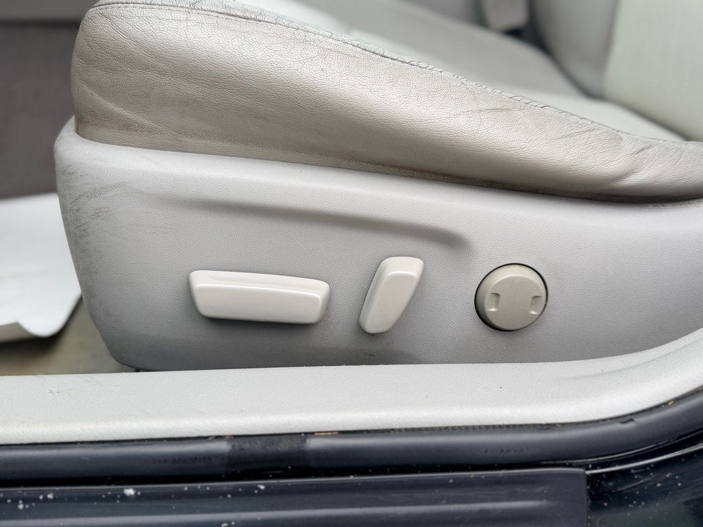 2013 Toyota CAMRY XLE