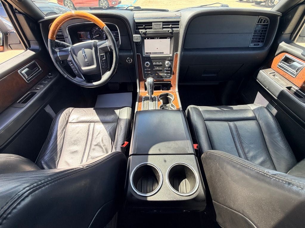2016 Lincoln Navigator Select
