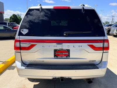 2016 Lincoln Navigator Select
