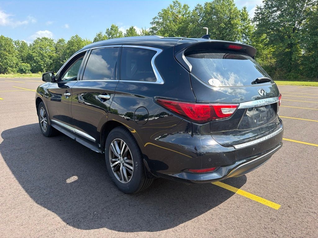 2016 INFINITI QX60 Base