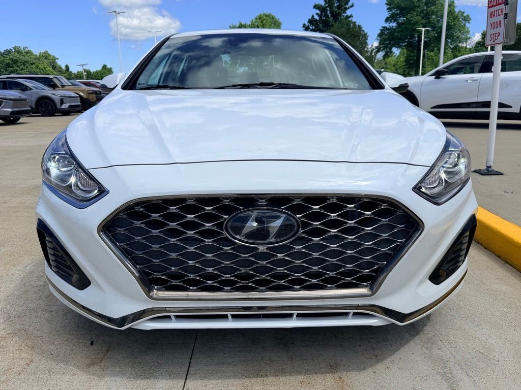 Used 2019 Hyundai Sonata Limited with VIN 5NPE34AF2KH803664 for sale in Warren, OH